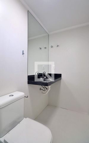 Apartamento para alugar com 63m², 2 quartos e 2 vagasBanheiro do Quarto 1 - Suíte