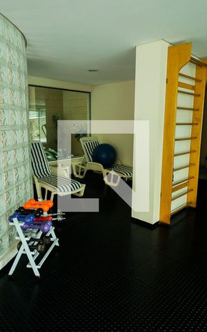 Apartamento à venda com 188m², 3 quartos e 3 vagas Apartamento à venda com 188m², 3 quartos e 3 vagasÁrea comum - Academia