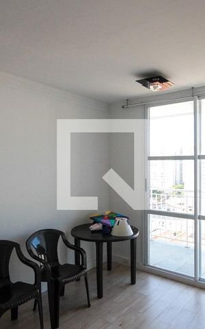 Apartamento à venda com 60m², 2 quartos e 1 vaga Apartamento à venda com 60m², 2 quartos e 1 vagaSala