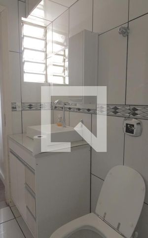 Casa à venda com 300m², 3 quartos e 4 vagasBanheiro da Suíte