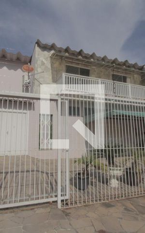 Casa à venda com 300m², 3 quartos e 4 vagasFachada