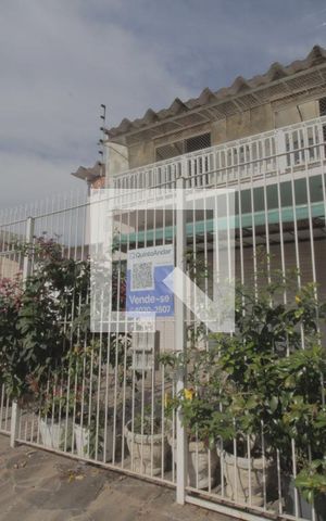 Casa à venda com 300m², 3 quartos e 4 vagasFachada