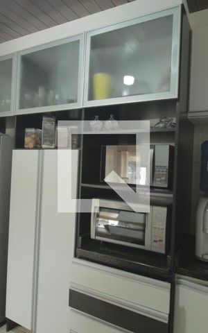 Casa à venda com 300m², 3 quartos e 4 vagasCozinha