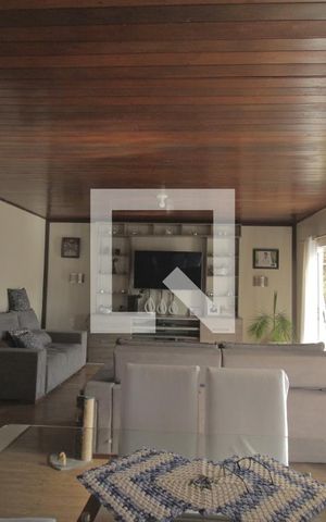 Casa à venda com 300m², 3 quartos e 4 vagasSala