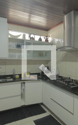 Casa à venda com 300m², 3 quartos e 4 vagasCozinha