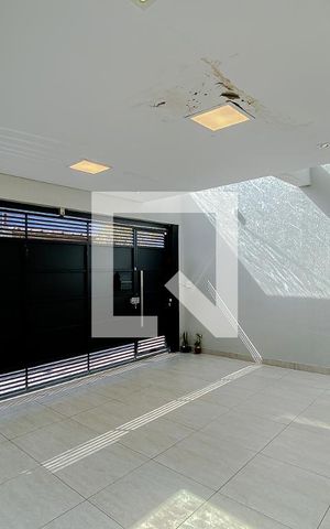 Casa à venda com 288m², 3 quartos e 2 vagasGaragem