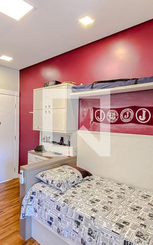 Casa à venda com 288m², 3 quartos e 2 vagasQuarto 2 - Suíte
