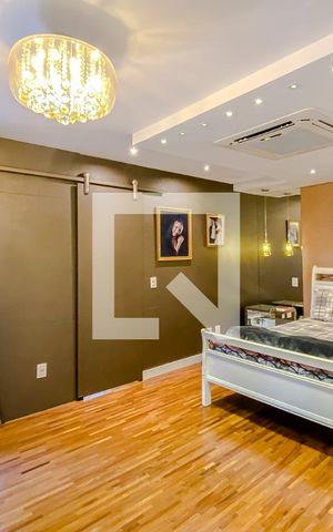 Casa à venda com 288m², 3 quartos e 2 vagasQuarto 1 - Suíte