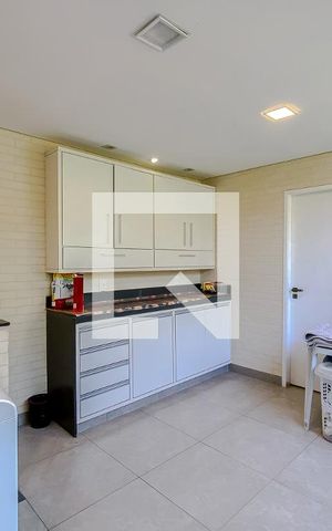 Casa à venda com 288m², 3 quartos e 2 vagasLavanderia