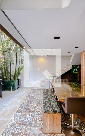 Casa à venda com 288m², 3 quartos e 2 vagasÁrea externa