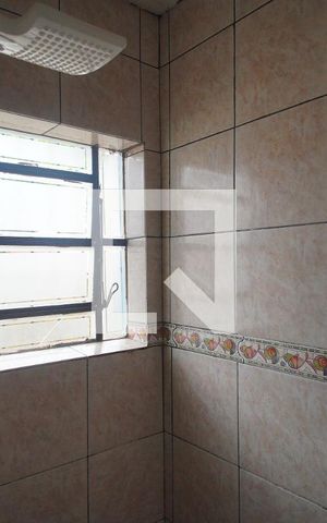 Casa à venda com 150m², 3 quartos e 2 vagasBanheiro