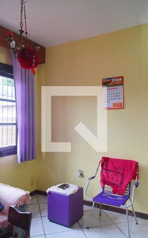 Casa à venda com 150m², 3 quartos e 2 vagasSala