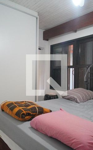 Casa à venda com 150m², 3 quartos e 2 vagasSuíte
