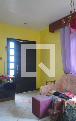 Casa à venda com 150m², 3 quartos e 2 vagasSala
