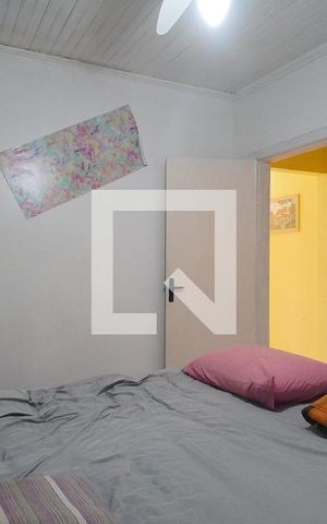 Casa à venda com 150m², 3 quartos e 2 vagasSuíte