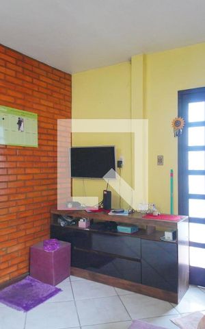 Casa à venda com 150m², 3 quartos e 2 vagasSala
