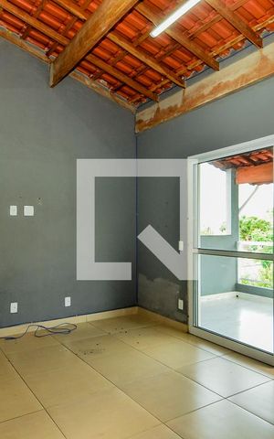Casa à venda com 263m², 4 quartos e 2 vagasSuíte 4