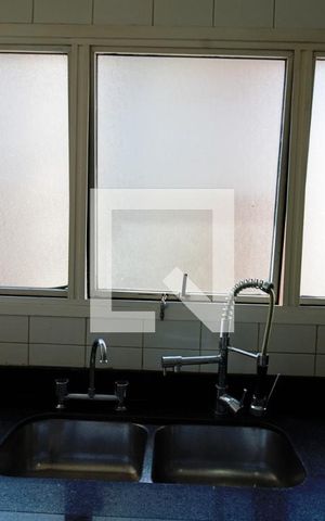 Apartamento à venda com 270m², 3 quartos e 4 vagas Apartamento à venda com 270m², 3 quartos e 4 vagasCozinha