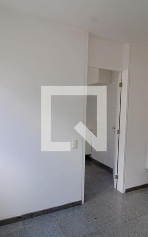 Apartamento à venda com 270m², 3 quartos e 4 vagas Apartamento à venda com 270m², 3 quartos e 4 vagasCopa