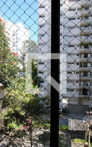 Apartamento à venda com 270m², 3 quartos e 4 vagas Apartamento à venda com 270m², 3 quartos e 4 vagasSuíte 3