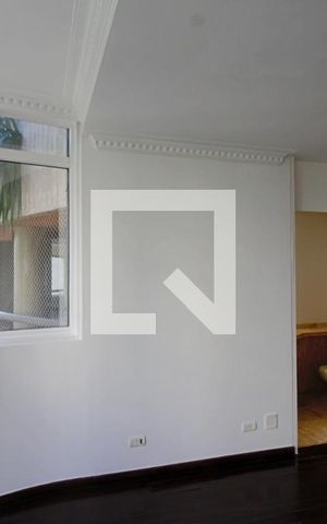 Apartamento à venda com 270m², 3 quartos e 4 vagas Apartamento à venda com 270m², 3 quartos e 4 vagasSuíte 2