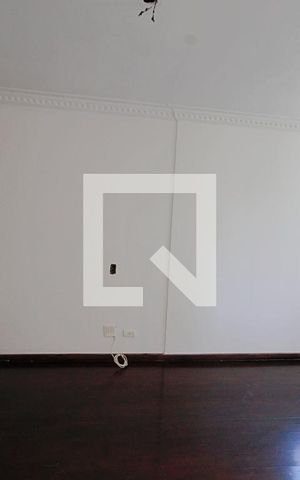 Apartamento à venda com 270m², 3 quartos e 4 vagas Apartamento à venda com 270m², 3 quartos e 4 vagasSuíte 2
