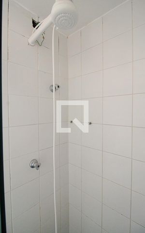 Apartamento à venda com 270m², 3 quartos e 4 vagas Apartamento à venda com 270m², 3 quartos e 4 vagasBanheiro de serviço