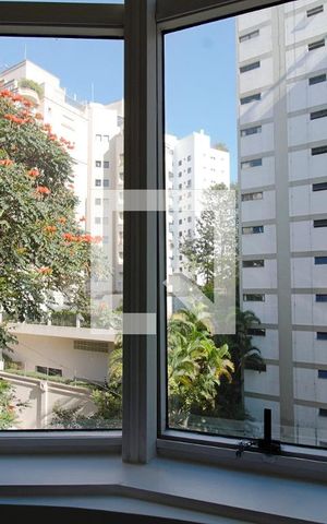 Apartamento à venda com 270m², 3 quartos e 4 vagas Apartamento à venda com 270m², 3 quartos e 4 vagasSuíte 2