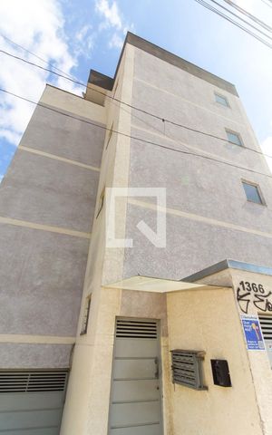Apartamento à venda com 40m², 2 quartos e 1 vaga Apartamento à venda com 40m², 2 quartos e 1 vagaFachada