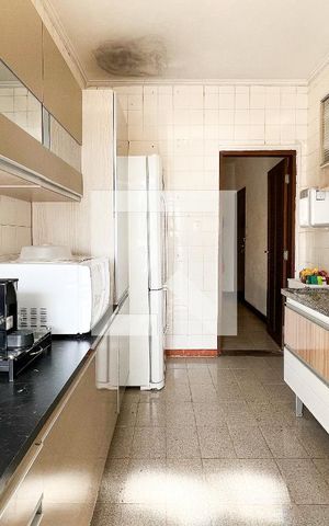 Apartamento à venda com 88m², 2 quartos e 1 vagaCozinha