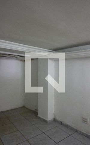 Casa para alugar com 582m², 2 quartos e sem vagaQuarto 