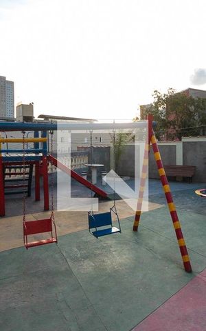 Apartamento para alugar com 45m², 2 quartos e 1 vaga Apartamento para alugar com 45m², 2 quartos e 1 vagaÁrea comum - Playground