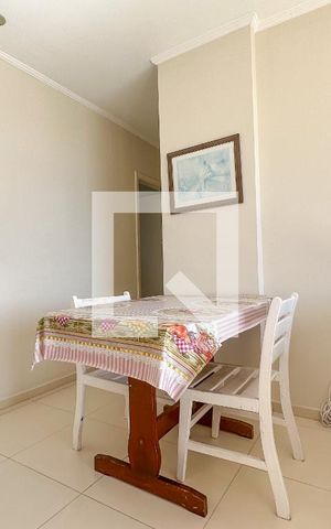 Apartamento para alugar com 70m², 2 quartos e 1 vaga Apartamento para alugar com 70m², 2 quartos e 1 vagaSala