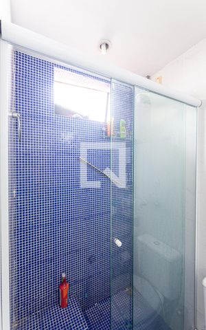 Casa de condomínio à venda com 150m², 4 quartos e 6 vagas Casa de condomínio à venda com 150m², 4 quartos e 6 vagasBanheiro da Suíte 4