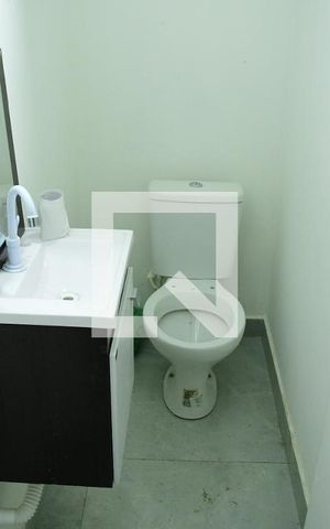 Casa de condomínio para alugar com 136m², 3 quartos e 1 vagaLavabo