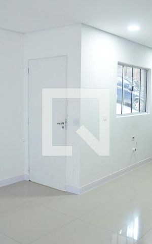 Casa de condomínio para alugar com 136m², 3 quartos e 1 vagaSala/Cozinha