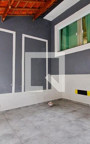 Casa à venda com 130m², 2 quartos e 2 vagasGaragem