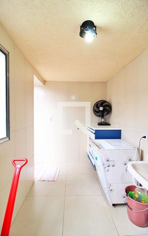 Casa à venda com 130m², 2 quartos e 2 vagasÁrea de Serviço