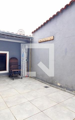 Casa à venda com 130m², 2 quartos e 2 vagasQuintal