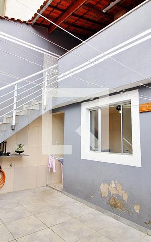 Casa à venda com 130m², 2 quartos e 2 vagasQuintal