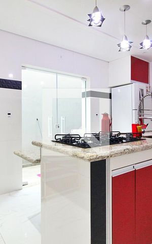 Casa à venda com 130m², 2 quartos e 2 vagasCozinha