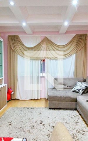 Casa à venda com 130m², 2 quartos e 2 vagasSala
