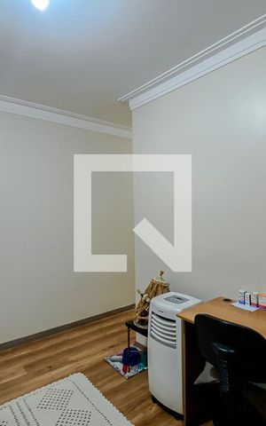 Casa à venda com 140m², 3 quartos e 4 vagasSala 2