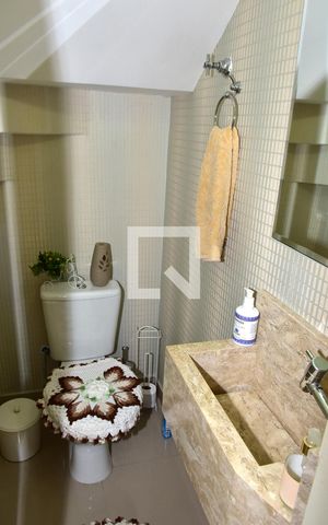 Casa para alugar com 100m², 3 quartos e 2 vagasLavabo