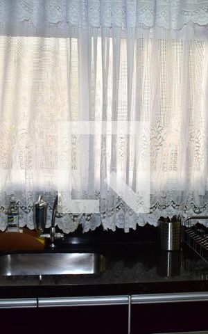 Casa para alugar com 100m², 3 quartos e 2 vagasCozinha