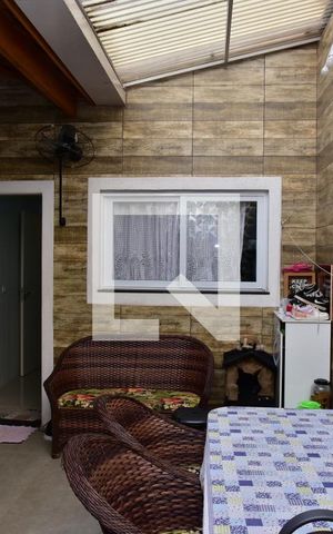 Casa para alugar com 100m², 3 quartos e 2 vagasQuintal