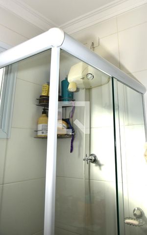 Casa para alugar com 100m², 3 quartos e 2 vagasBanheiro da Suíte
