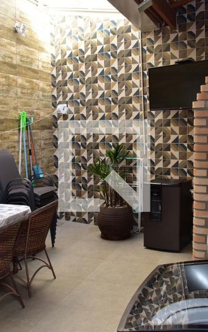 Casa para alugar com 100m², 3 quartos e 2 vagasQuintal