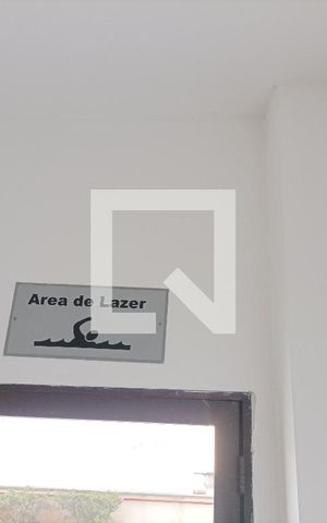 Apartamento à venda com 72m², 3 quartos e 2 vagas Apartamento à venda com 72m², 3 quartos e 2 vagasÁrea comum - Piscina