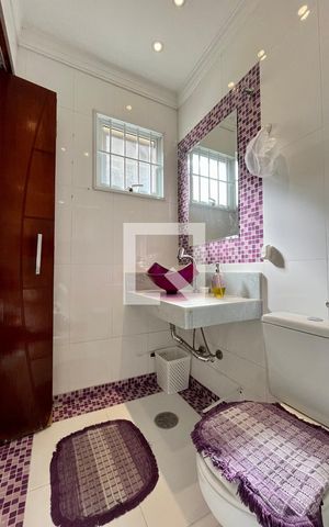 Casa à venda com 400m², 4 quartos e 4 vagas Casa à venda com 400m², 4 quartos e 4 vagasBanheiro da Suíte 1